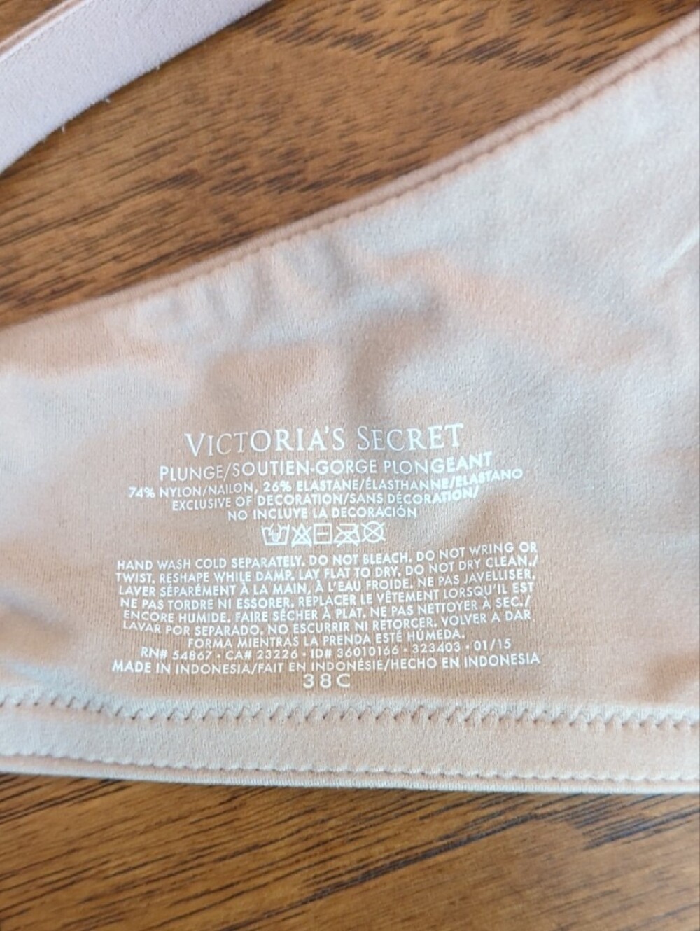 Victoria's Secret Beige Plunge T-Shirt Bra 38C - Picture 2 of 5